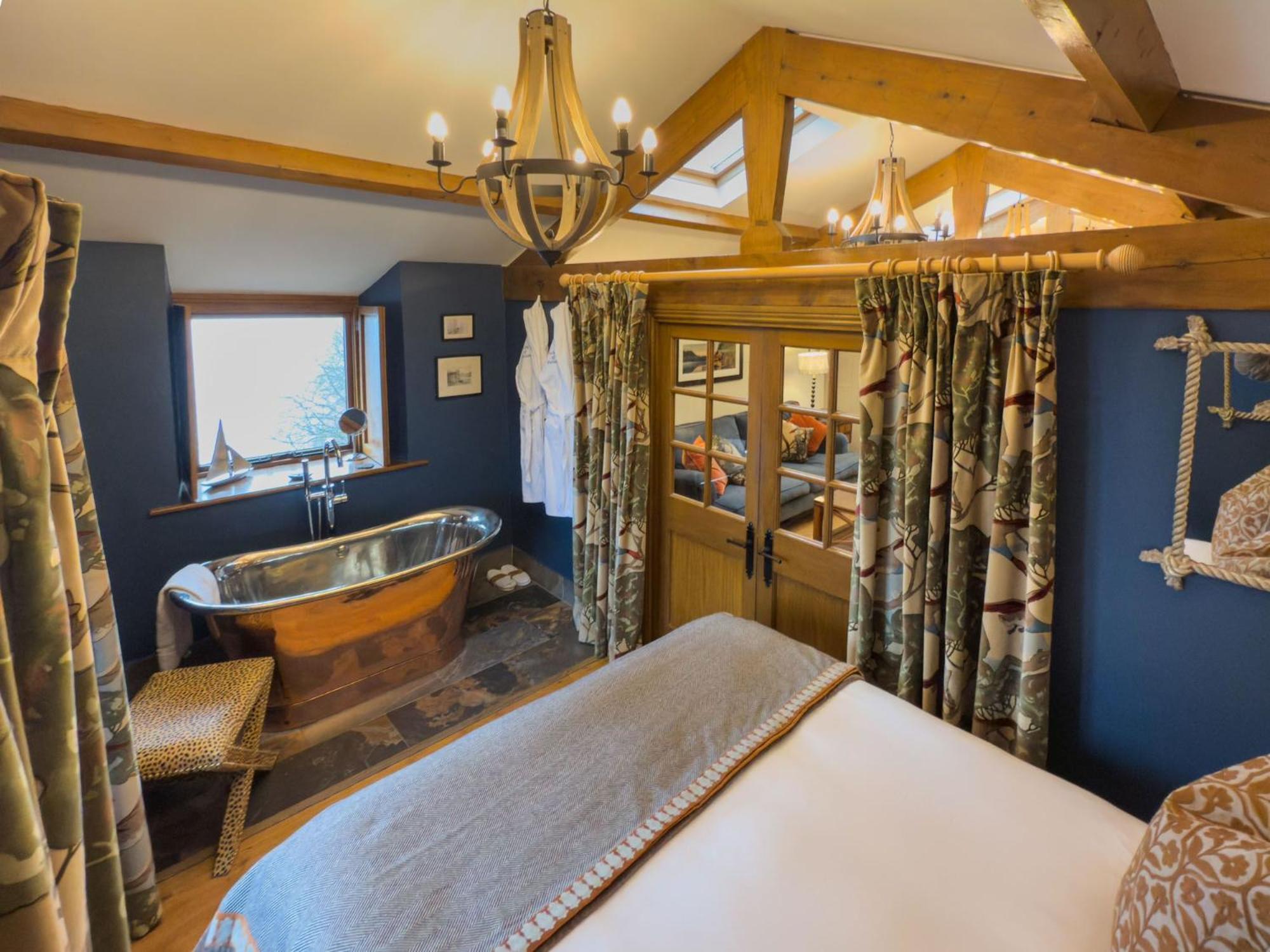 Duke Of Portland Boathouse On The Shore Of Lake Ullswater Ideal For A Romantic Break Pooley Bridge Exterior photo
