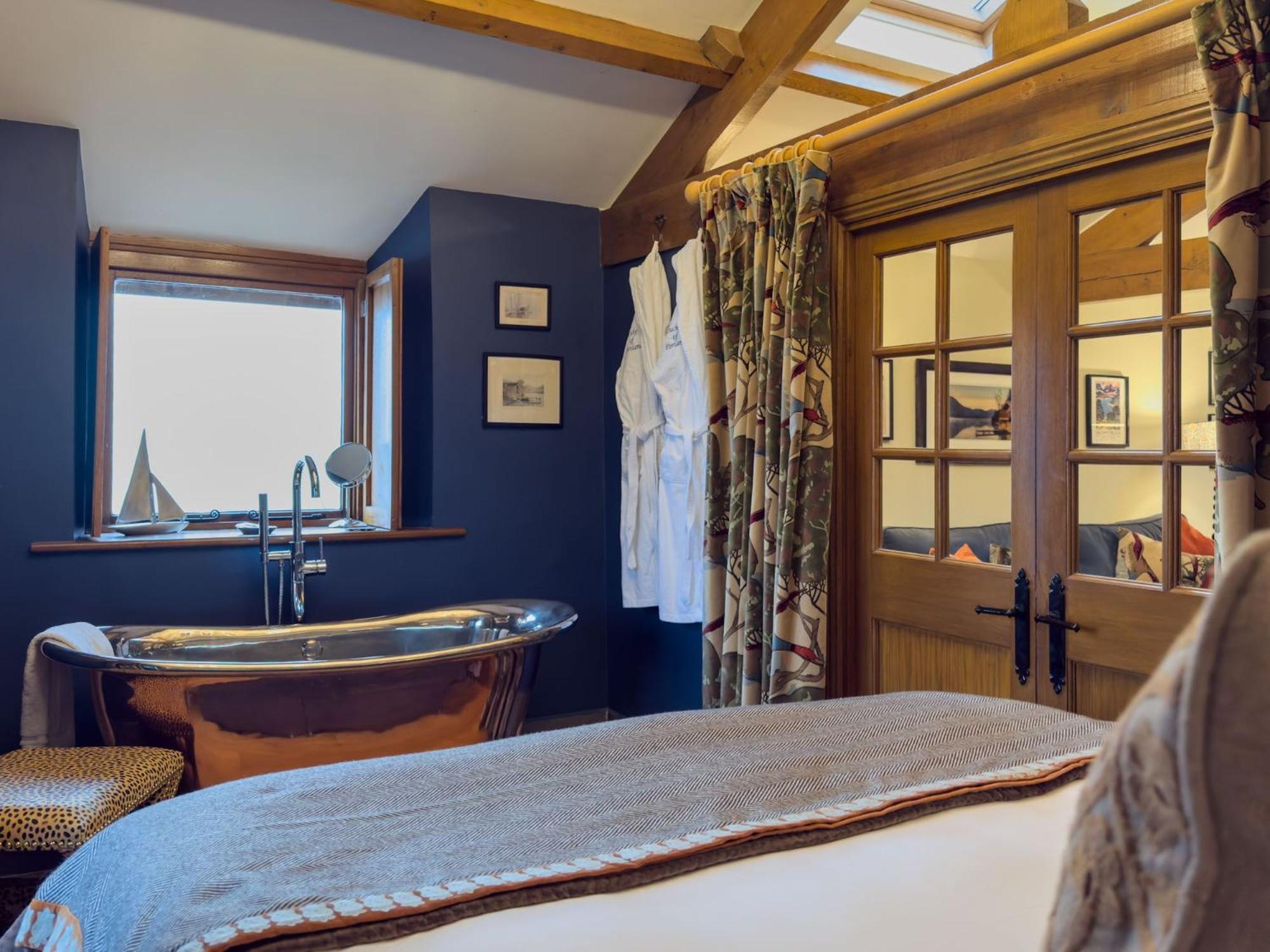 Duke Of Portland Boathouse On The Shore Of Lake Ullswater Ideal For A Romantic Break Pooley Bridge Exterior photo